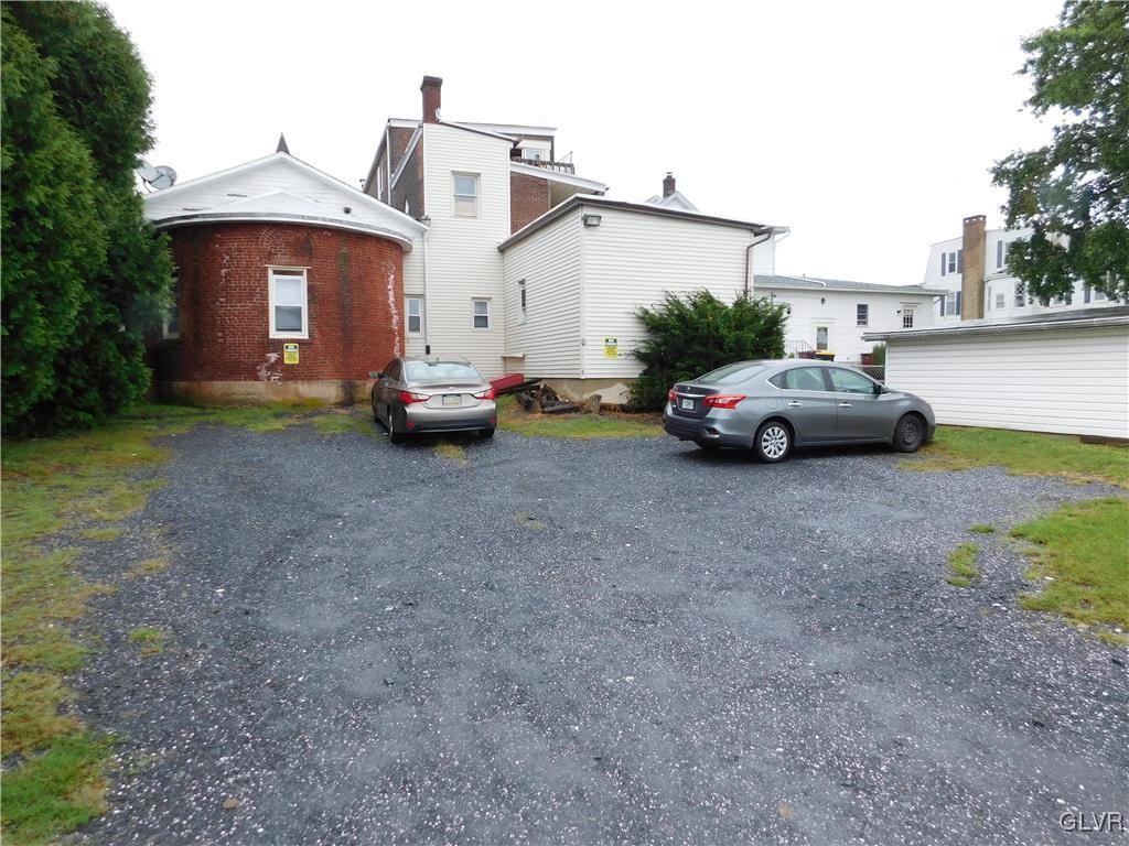 3214 North Ruch Street Whitehall, PA 18052 - Photo 3 of 9 Gallery Image 3