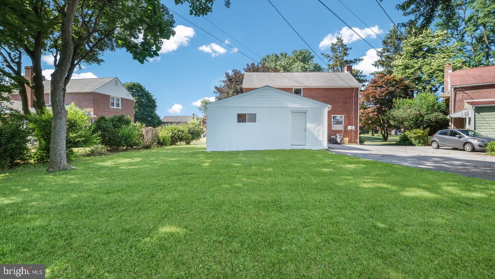 509 Scenic Road Springfield, PA 19064 - Photo 29 of 31 Rear yard and back of garage
