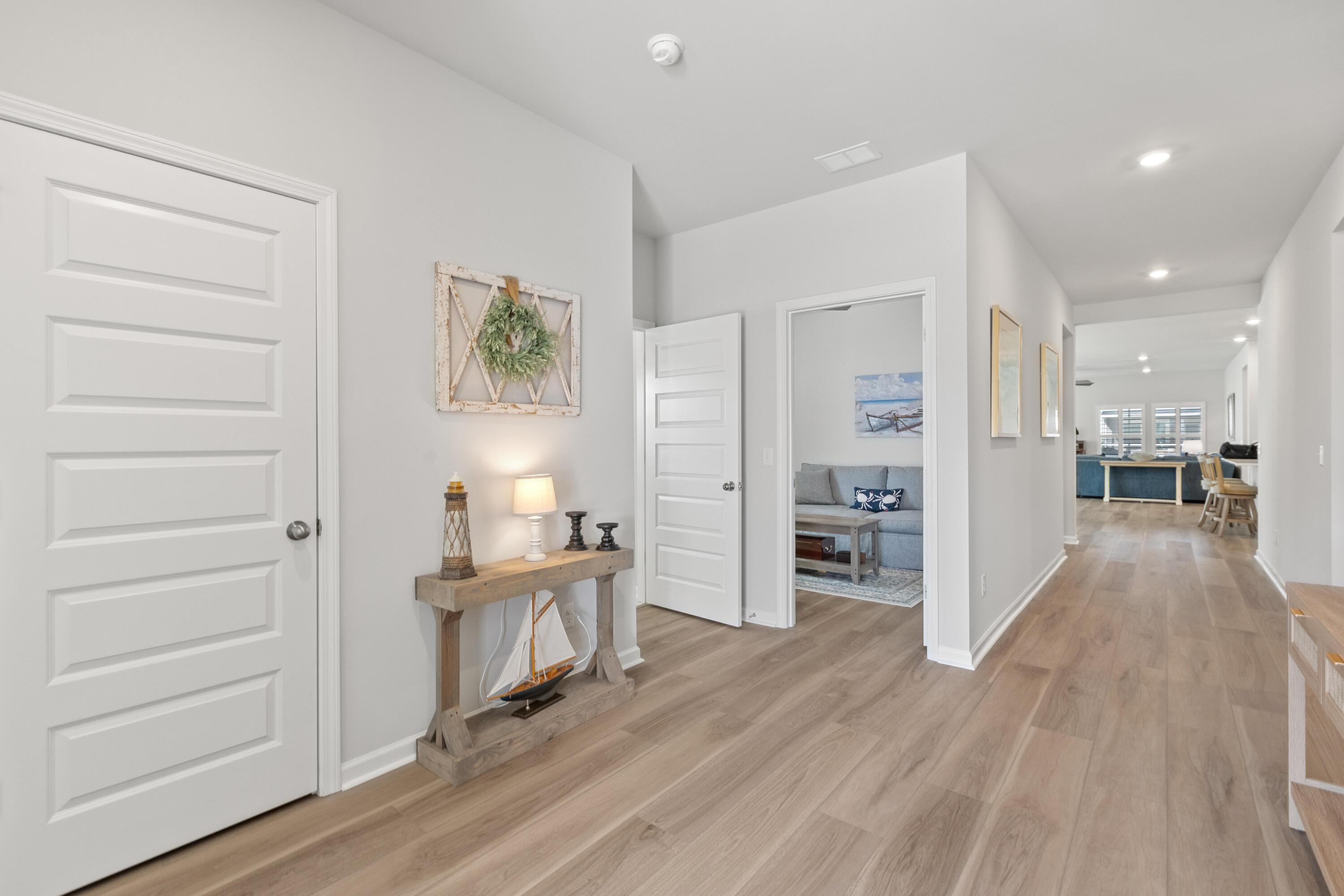 1133 Cooper Point Street Ridgeville, SC 29472 - Photo 9 of 27 Foyer