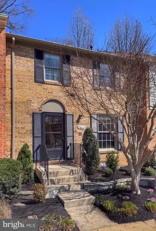 $588,830 | 9612 Lindenbrook Street, Fairfax, VA 22031