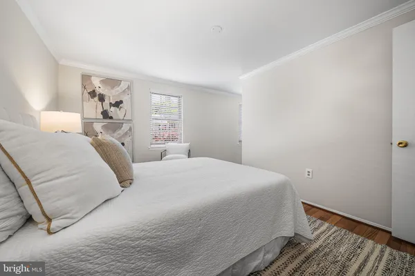 $588,830 | 9612 Lindenbrook Street, Fairfax, VA 22031