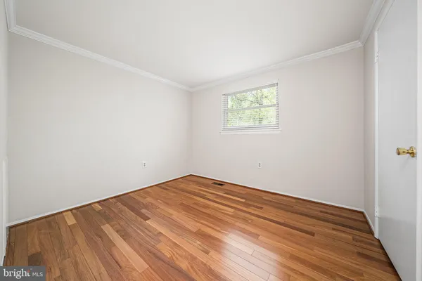 $588,830 | 9612 Lindenbrook Street, Fairfax, VA 22031