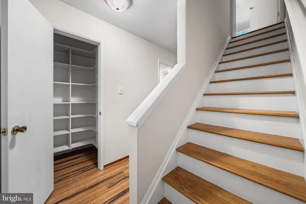 $588,830 | 9612 Lindenbrook Street, Fairfax, VA 22031