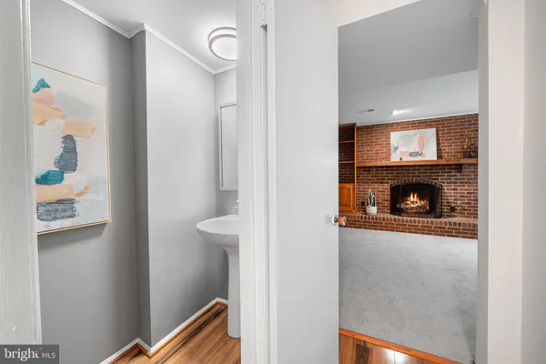 $588,830 | 9612 Lindenbrook Street, Fairfax, VA 22031