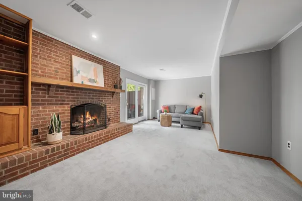 $588,830 | 9612 Lindenbrook Street, Fairfax, VA 22031