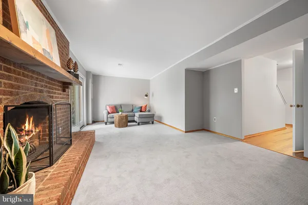 $588,830 | 9612 Lindenbrook Street, Fairfax, VA 22031