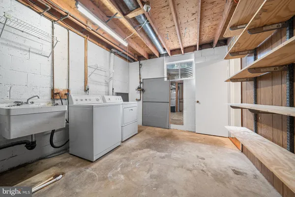 $588,830 | 9612 Lindenbrook Street, Fairfax, VA 22031