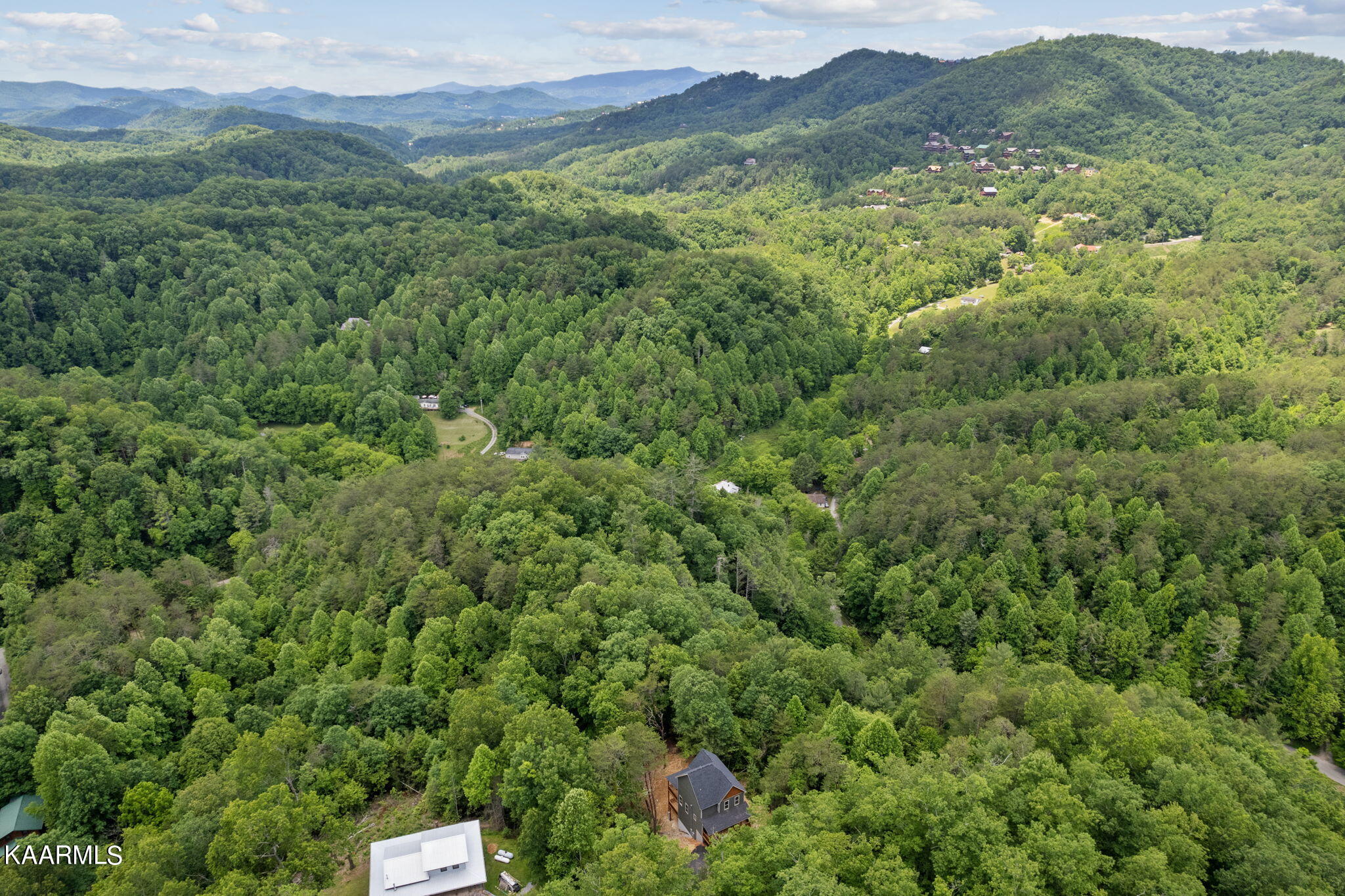 2101 Ridgecrest Loop Lane Sevierville, TN 37876 - Photo 34 of 41 34-web-or-mls-DJI_0572
