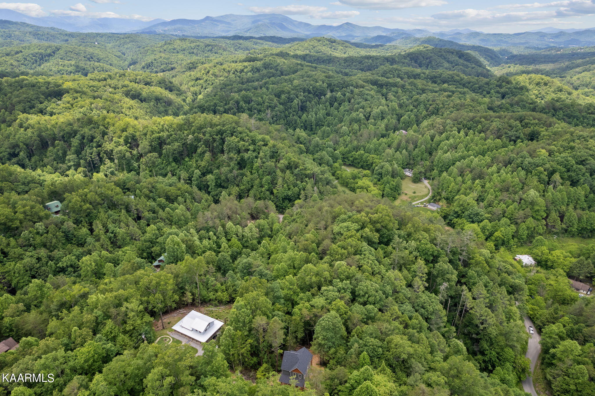 2101 Ridgecrest Loop Lane Sevierville, TN 37876 - Photo 36 of 41 37-web-or-mls-DJI_0569