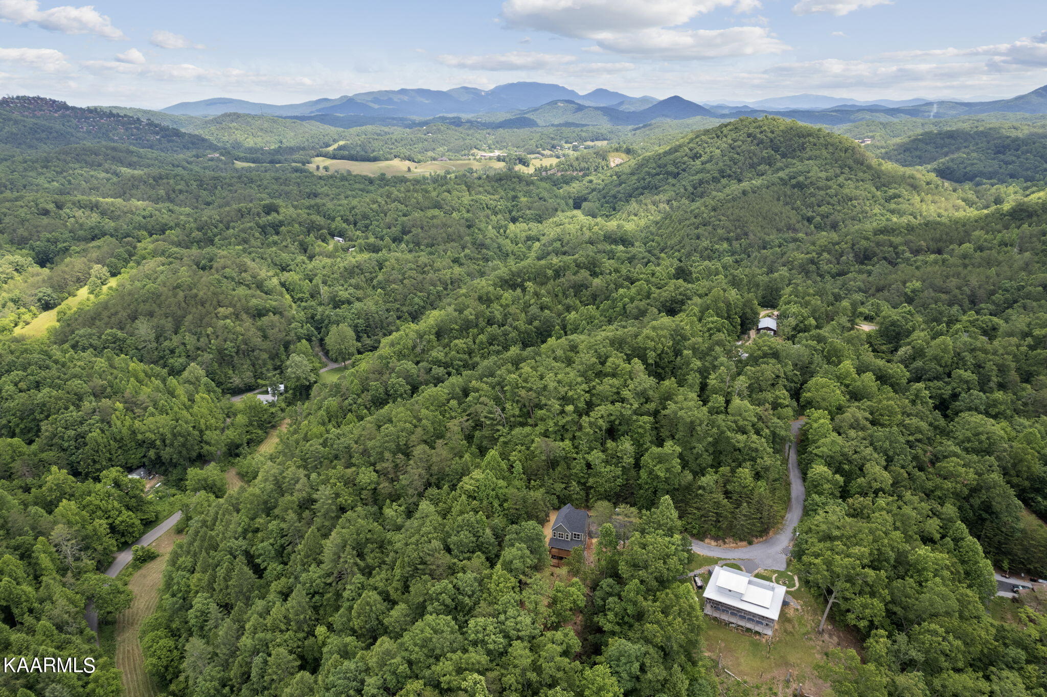 2101 Ridgecrest Loop Lane Sevierville, TN 37876 - Photo 39 of 41 40-web-or-mls-DJI_0583