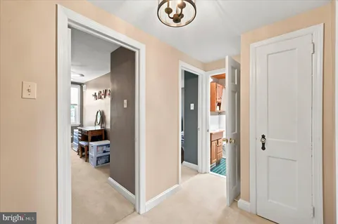 $275,000 | 5220 Gramercy Drive, Clifton Heights, PA 19018