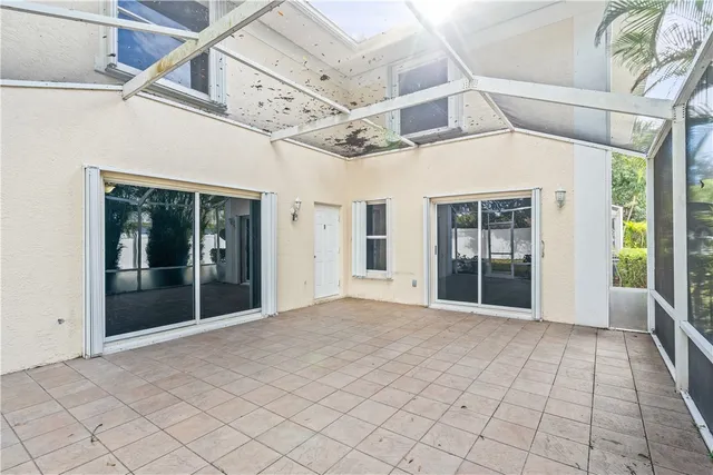 $220,000 | 1536 North Lawnwood Circle, Unit 3, Fort Pierce, FL 34950