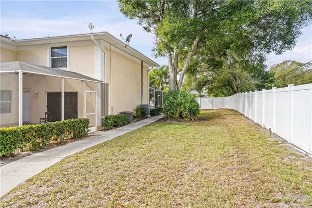 $220,000 | 1536 North Lawnwood Circle, Unit 3, Fort Pierce, FL 34950