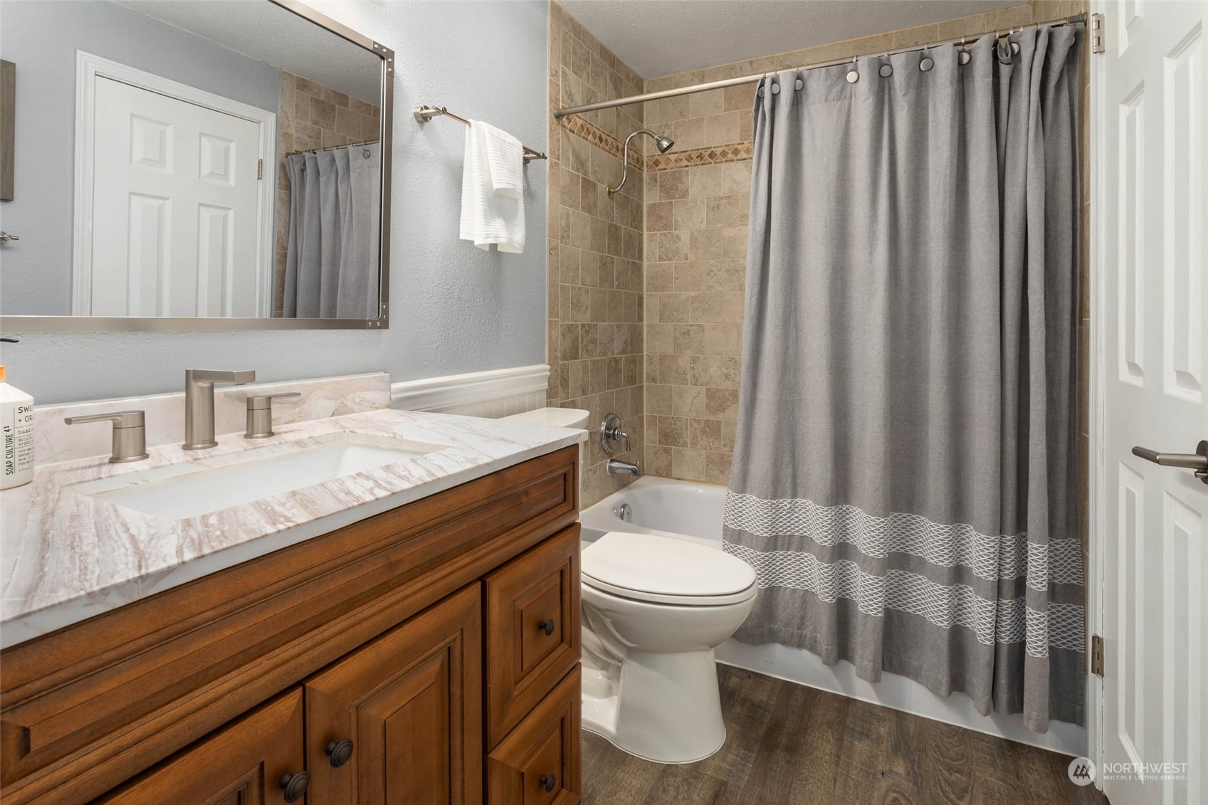 14602 Southeast 198th Street Renton, WA 98058 - Photo 18 of 34 Gallery Image 18