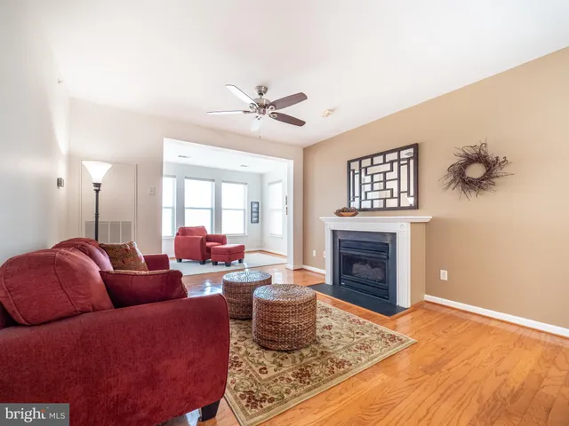 $340,000 | 311 High Gables Drive, Unit 401, Gaithersburg, MD 20878