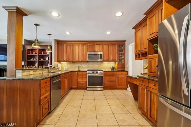 $1,445,000 | 47 Canoe Brook Parkway, Summit, NJ 07901