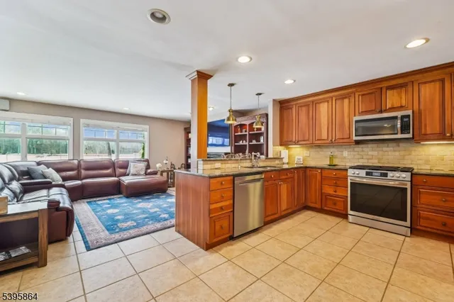 $1,445,000 | 47 Canoe Brook Parkway, Summit, NJ 07901