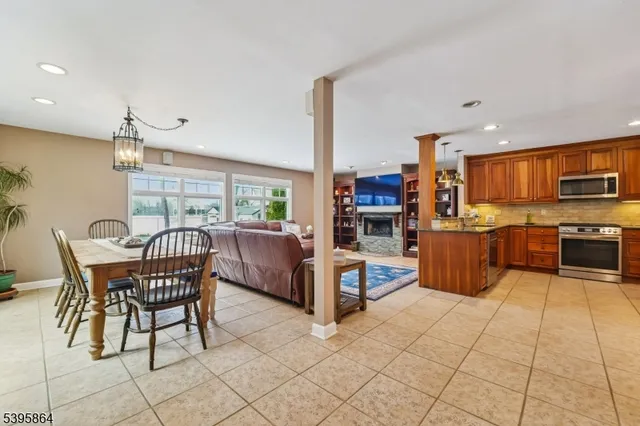 $1,445,000 | 47 Canoe Brook Parkway, Summit, NJ 07901