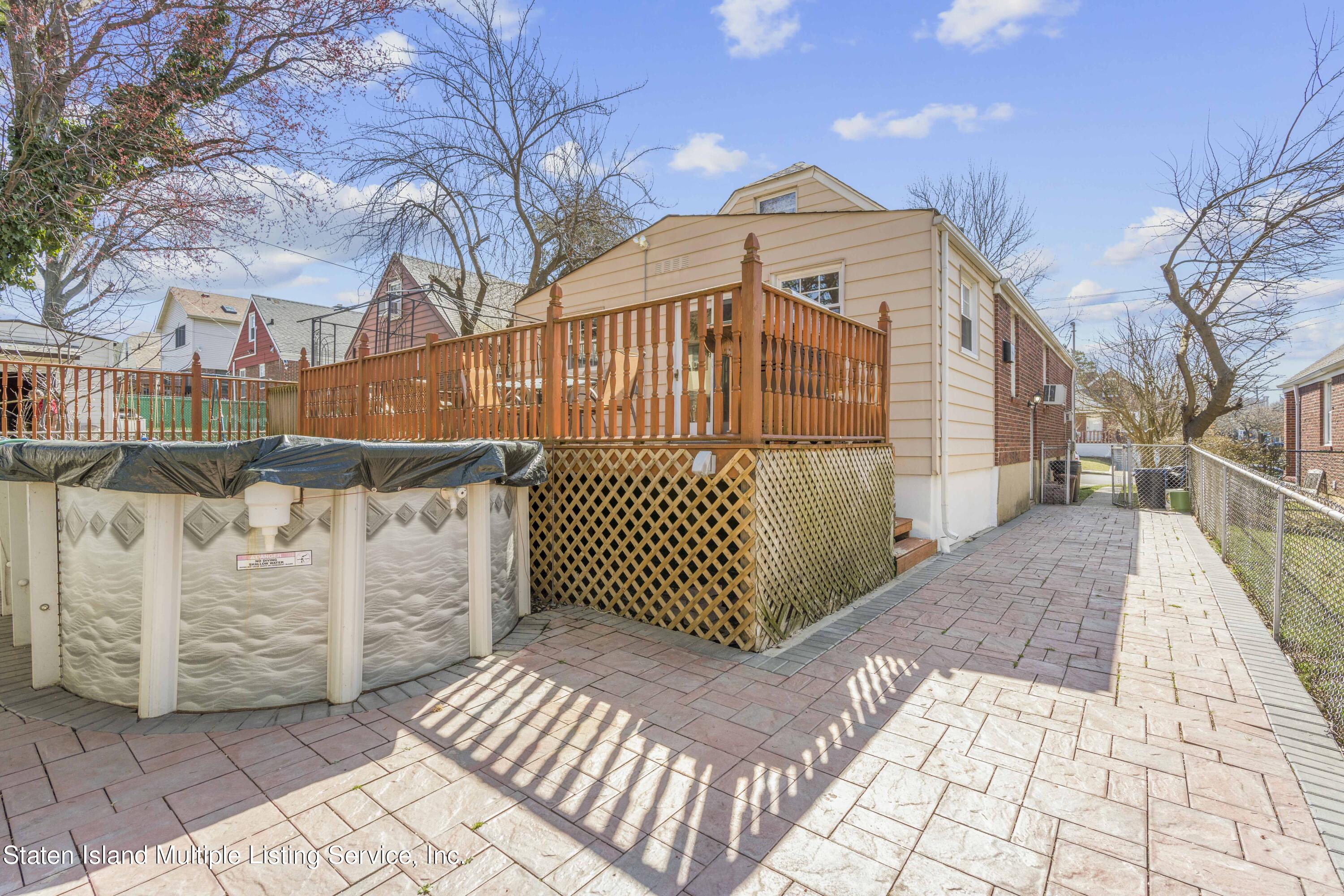 109 Governor Road Staten Island, NY 10314 - Photo 26 of 30 DSC08978