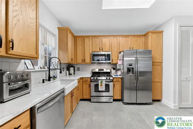 $299,900 | 344 Shannon Street, Phillipsburg, NJ 08865