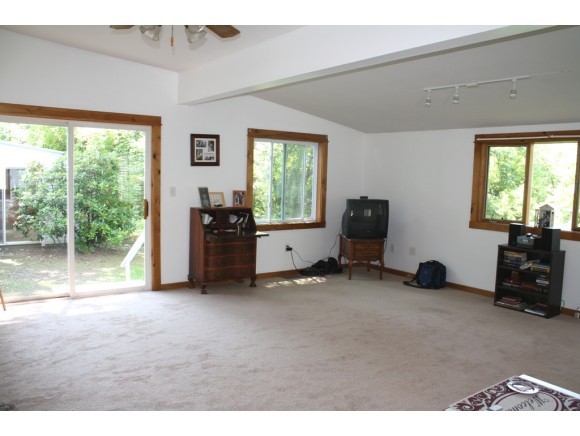 13 Ave B Rutland, VT 05701 - Photo 3 of 15