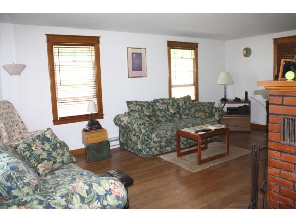 13 Ave B Rutland, VT 05701 - Photo 5 of 15