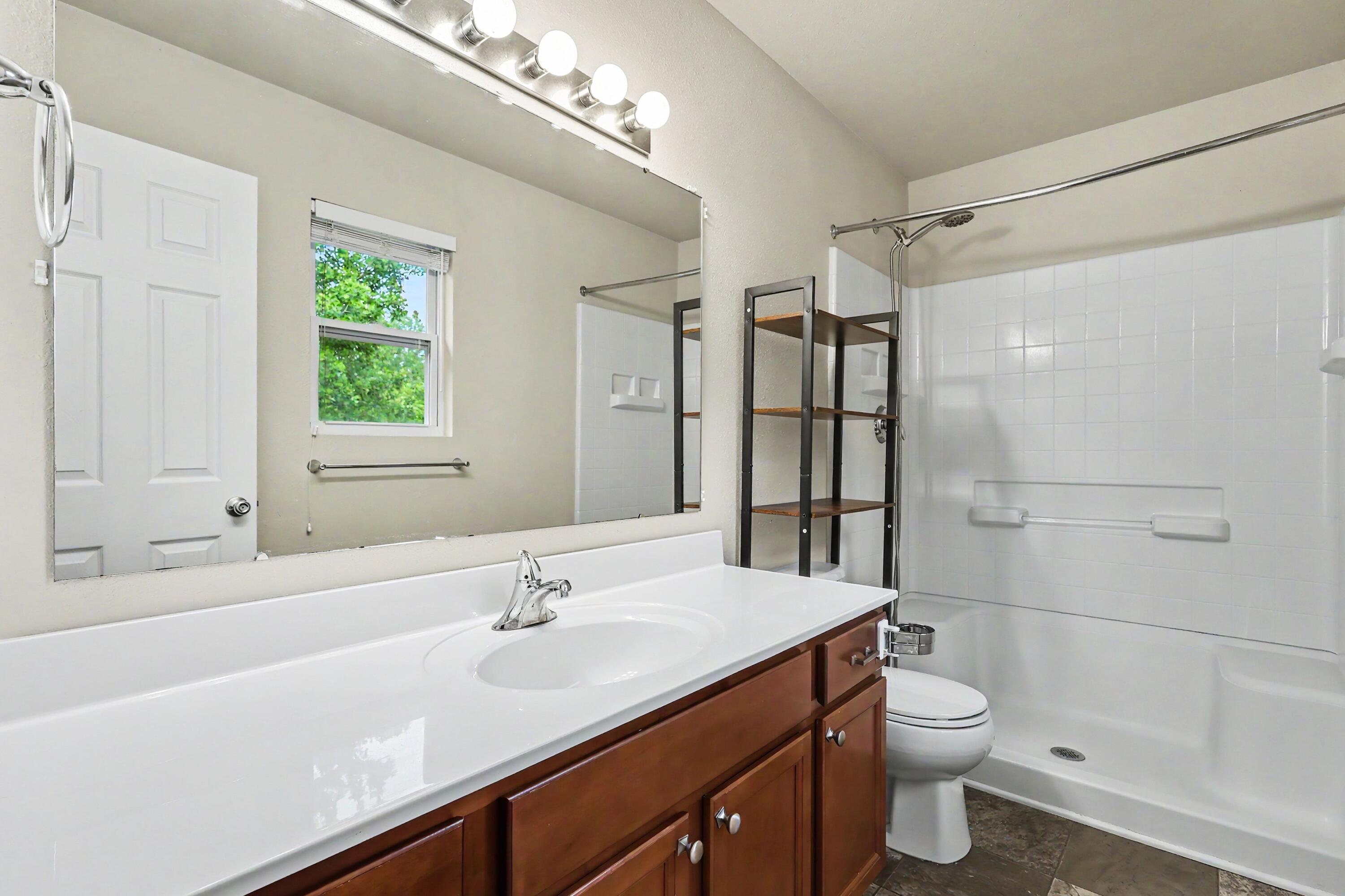 1040 Broken Ridge Drive Lansing, MI 48917 - Photo 14 of 24 009_file_6629