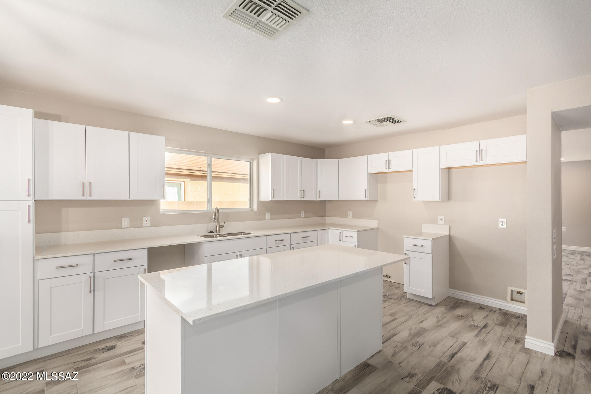3697 East Mecate Road Tucson, AZ 85739 - Photo 3 of 41