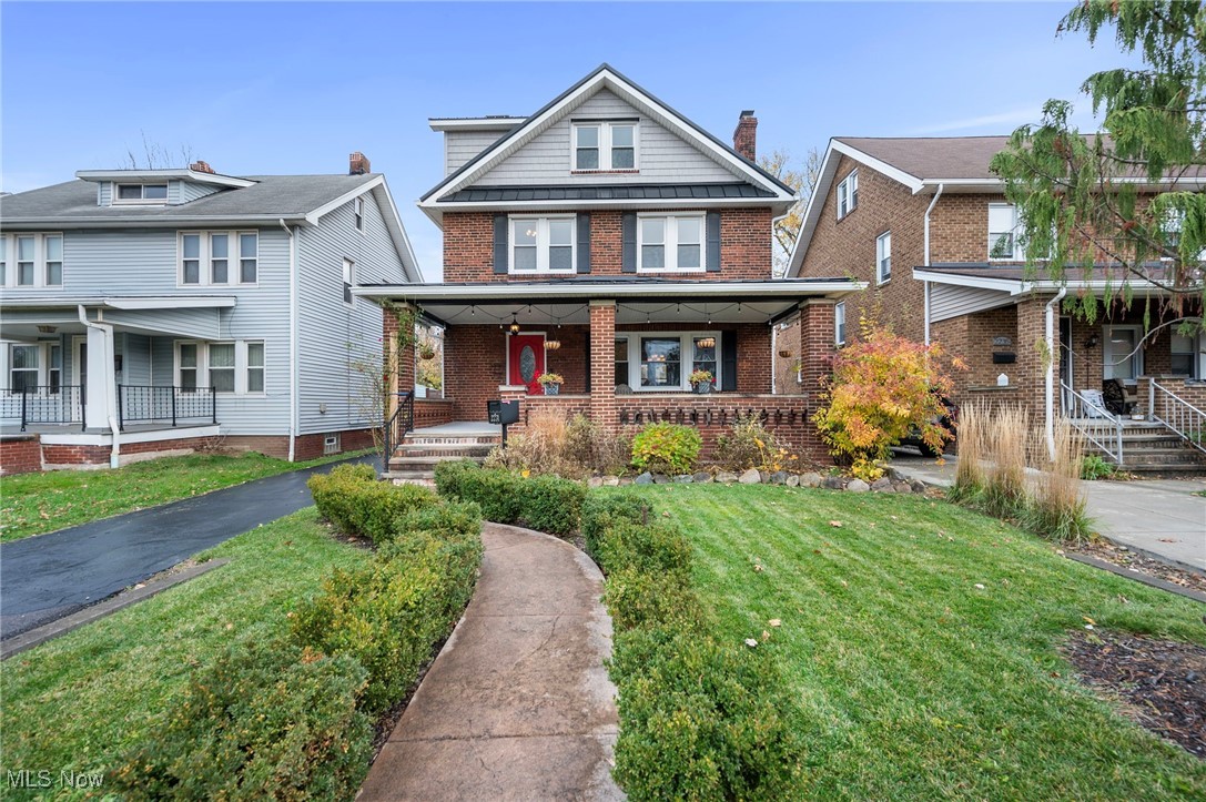 2231 Cranston Road Cleveland, OH 44118 - Photo 1 of 35 Gallery Image 1