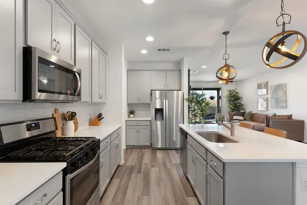 $2,250 | 433 Gaida Loop, Georgetown, TX 78628