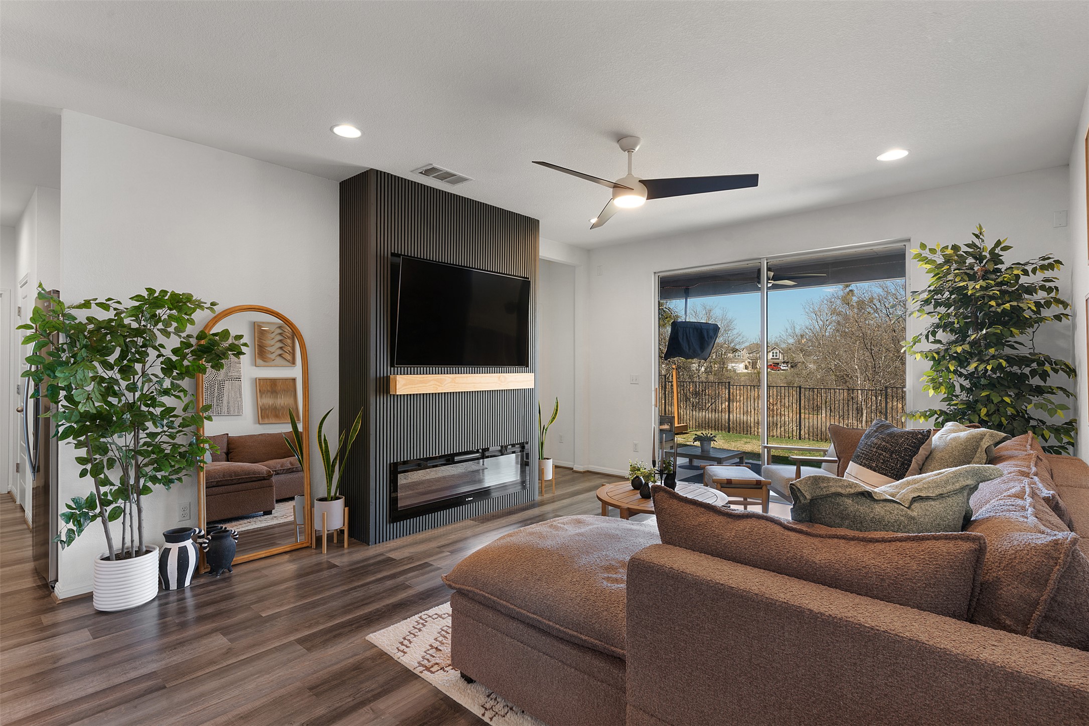 433 Gaida Loop Georgetown, TX 78628 - Photo 15 of 37