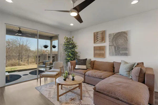 $2,250 | 433 Gaida Loop, Georgetown, TX 78628