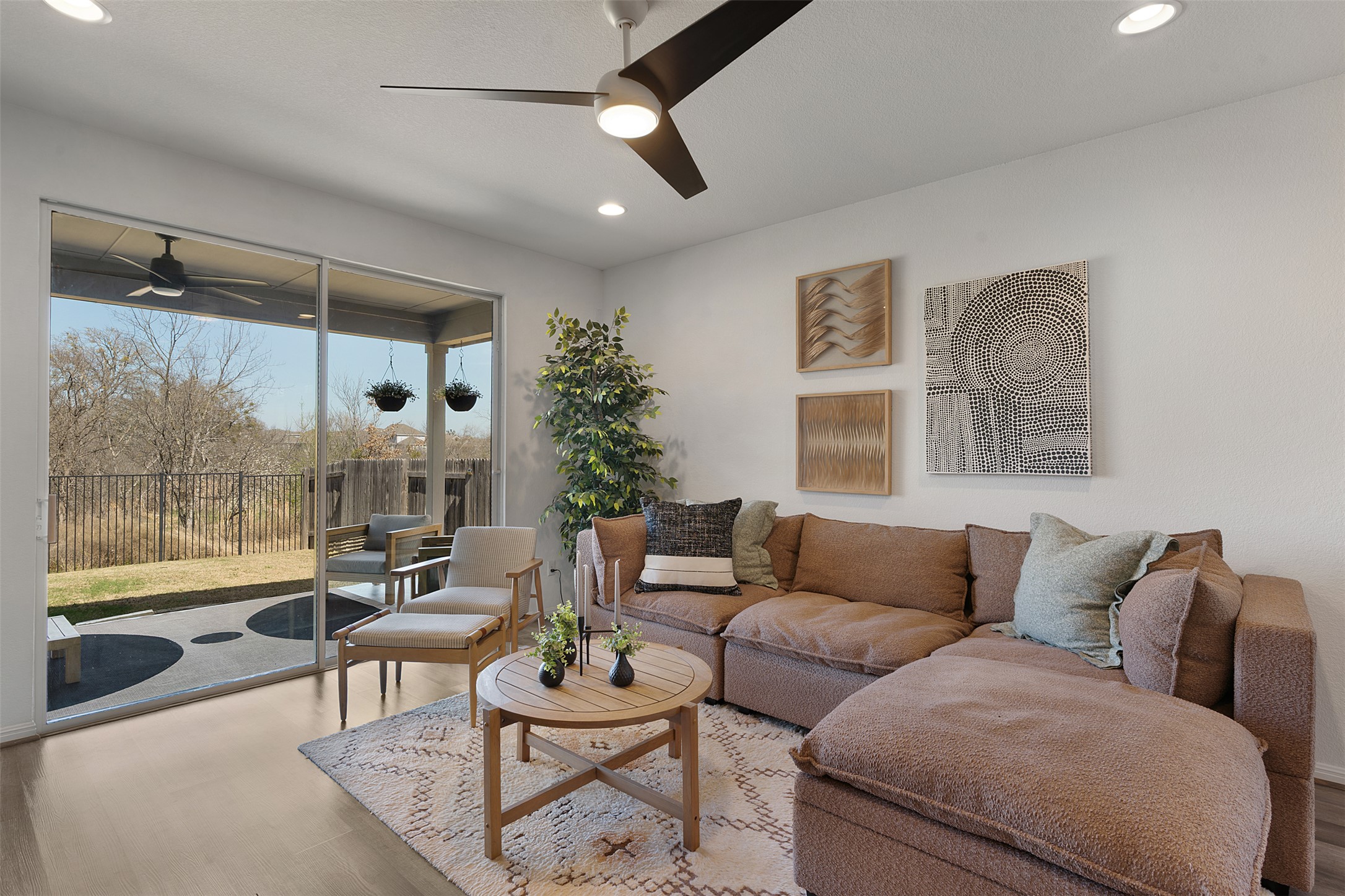 433 Gaida Loop Georgetown, TX 78628 - Photo 16 of 37