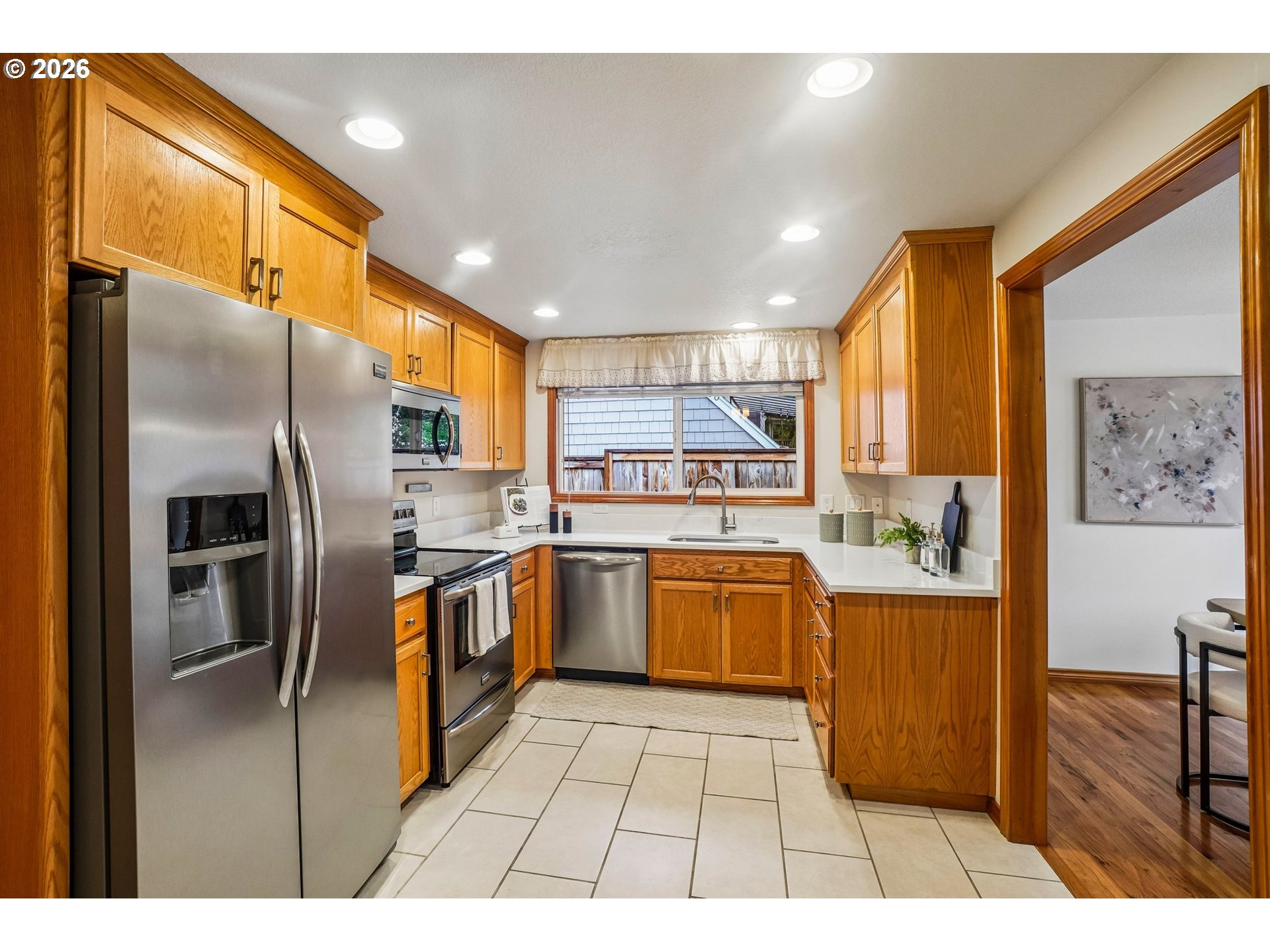 13825 Southwest Hart Road Beaverton, OR 97008 - Photo 11 of 36