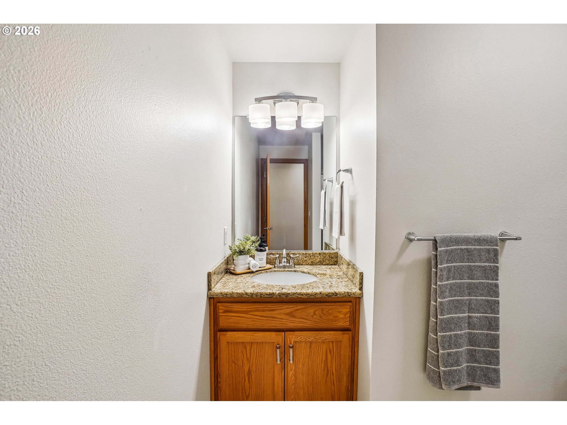 13825 Southwest Hart Road Beaverton, OR 97008 - Photo 23 of 36