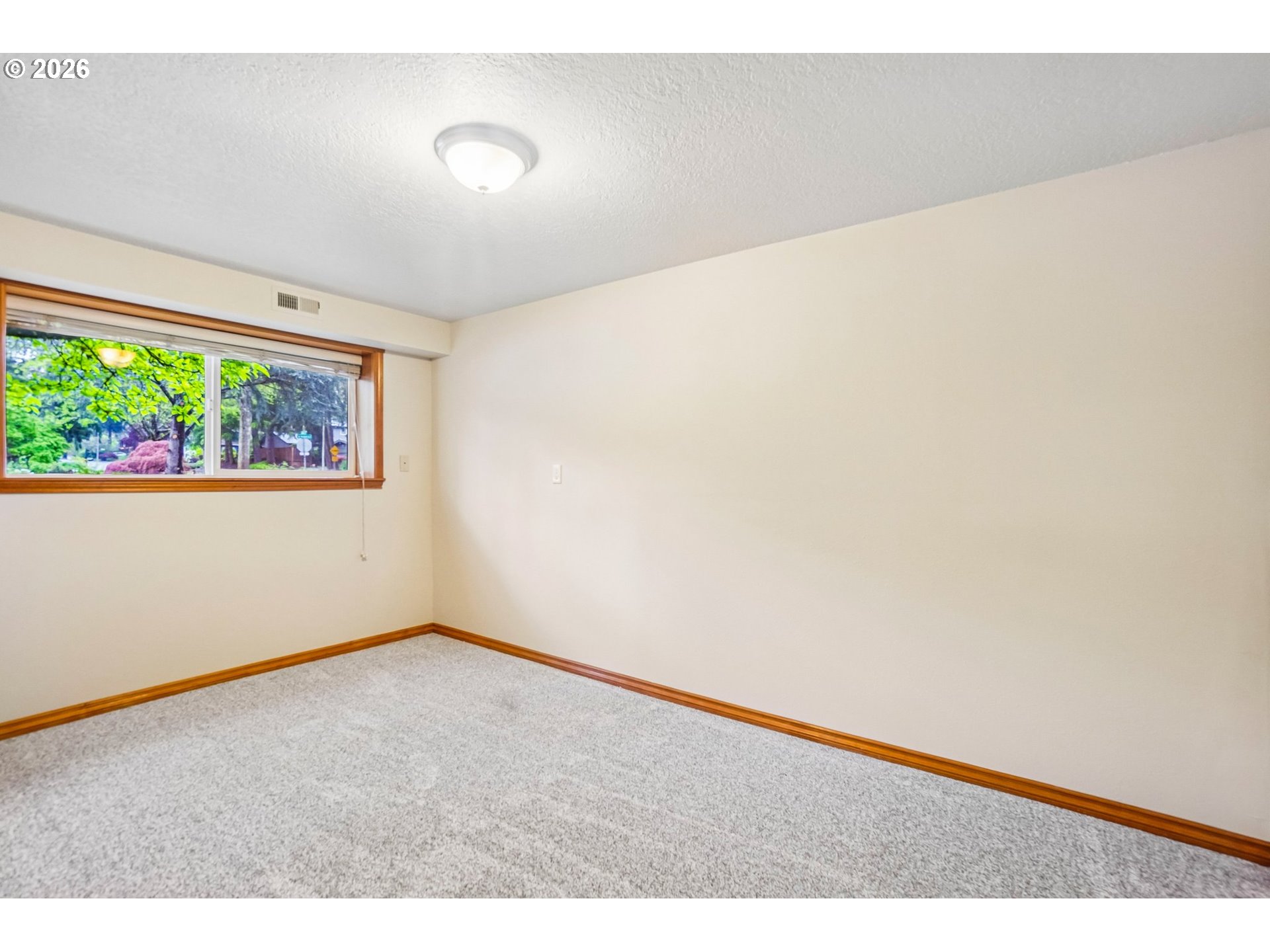 13825 Southwest Hart Road Beaverton, OR 97008 - Photo 24 of 36