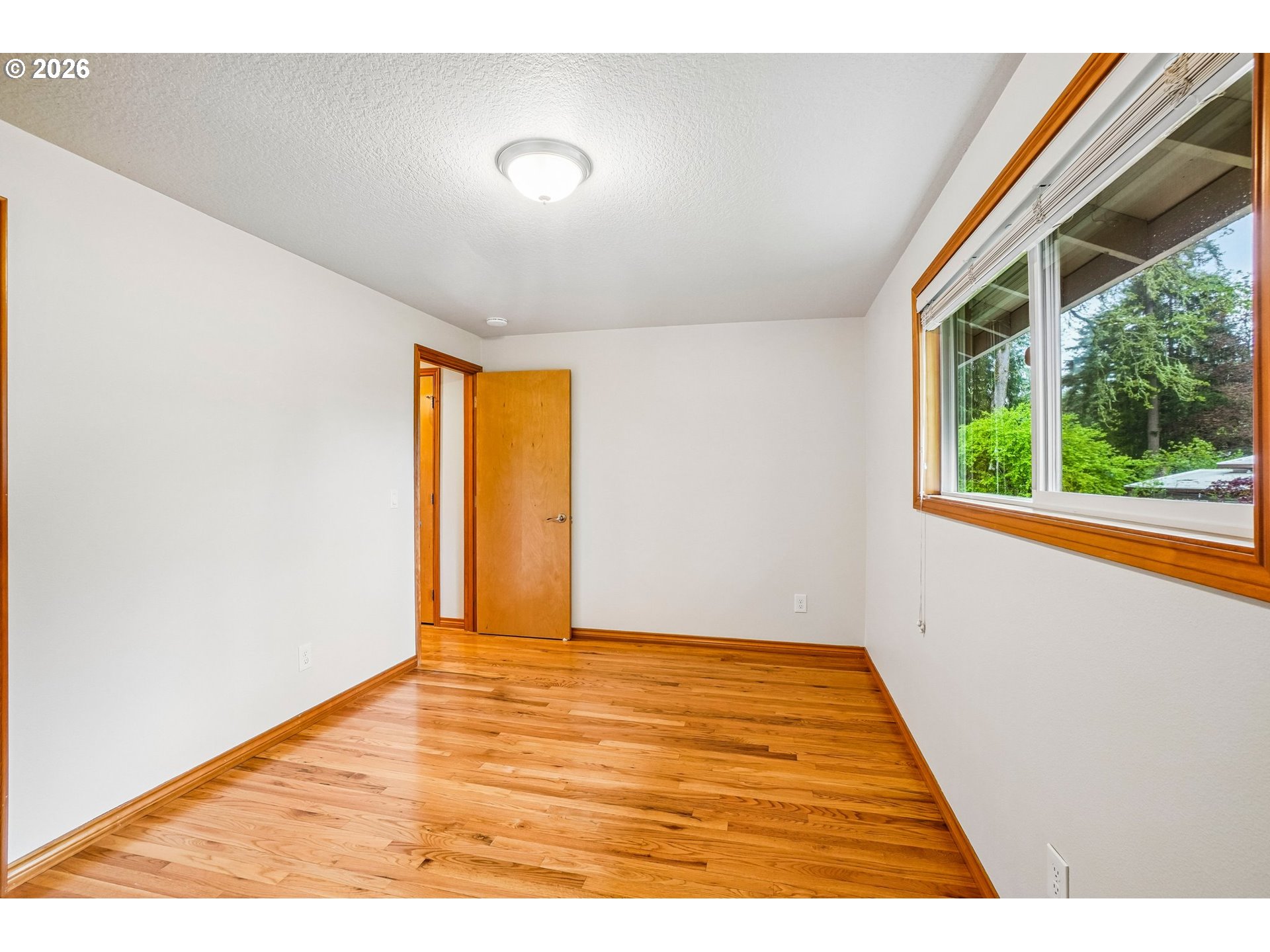 13825 Southwest Hart Road Beaverton, OR 97008 - Photo 29 of 36