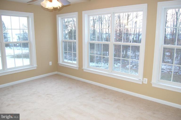 25833 Spring Farm Circle Chantilly, VA 20152 - Photo 22 of 28 Master Bedroom Sitting Room