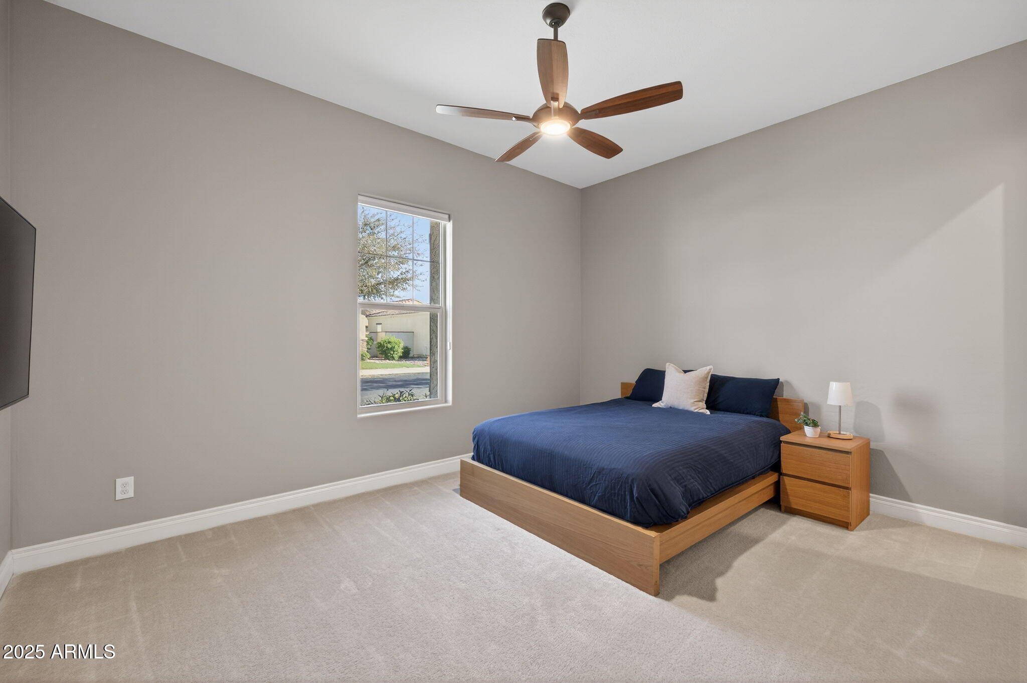 5236 South Excimer Mesa, AZ 85212 - Photo 27 of 85 a living room with a bed furniture and a window