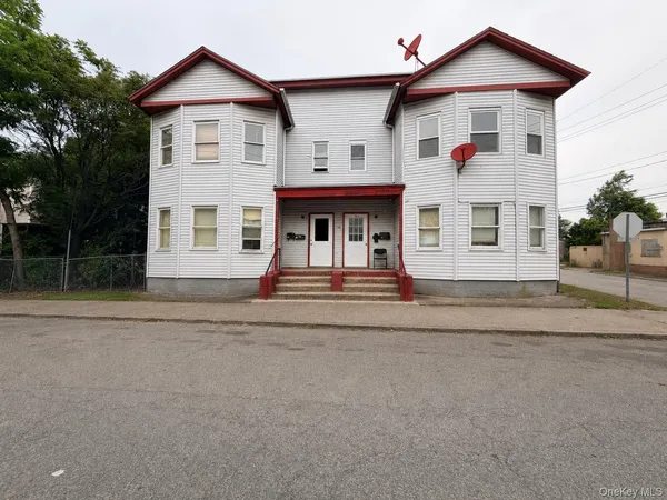 $2,100 | 30 Seward Avenue, Port Jervis, NY 12771