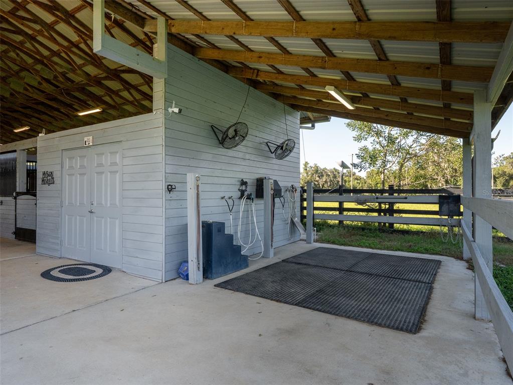 5028 West Anthony Road Ocala, FL 34475 - Photo 26 of 31 a view of a porch