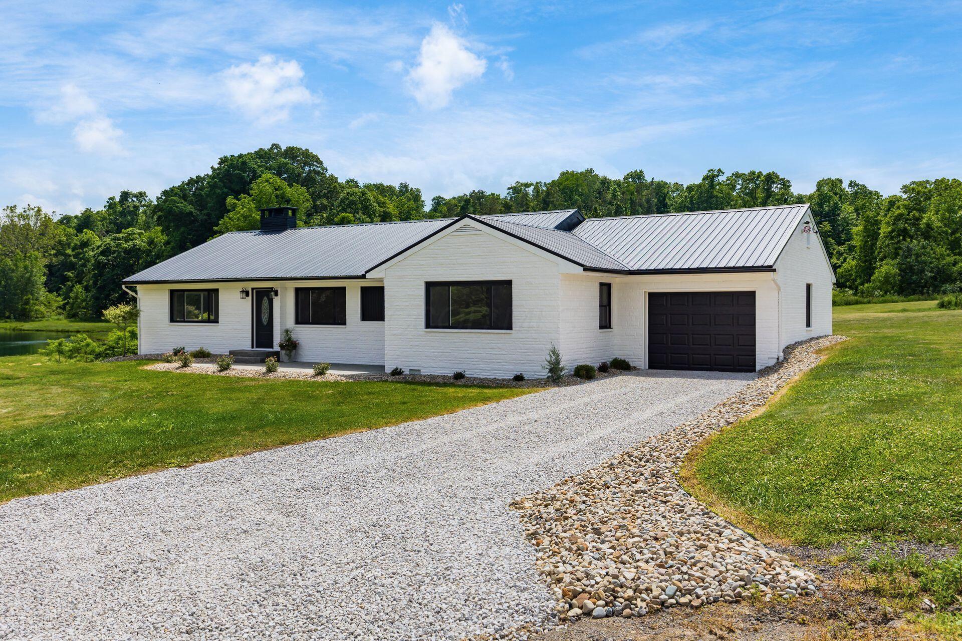 2428 Applegate Road Lucas, OH 44843 - Photo 1 of 104