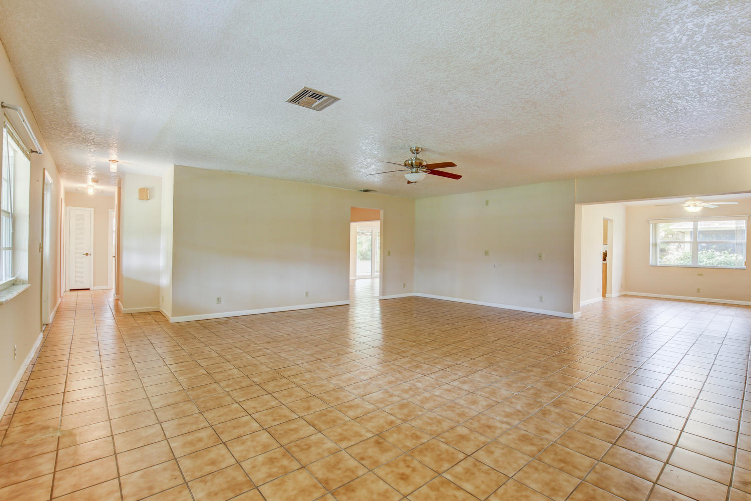 5155 Colbright Road Lake Worth, FL 33467 - Photo 17 of 24 5155 Colbright Rd Lake Worth-large-010-2