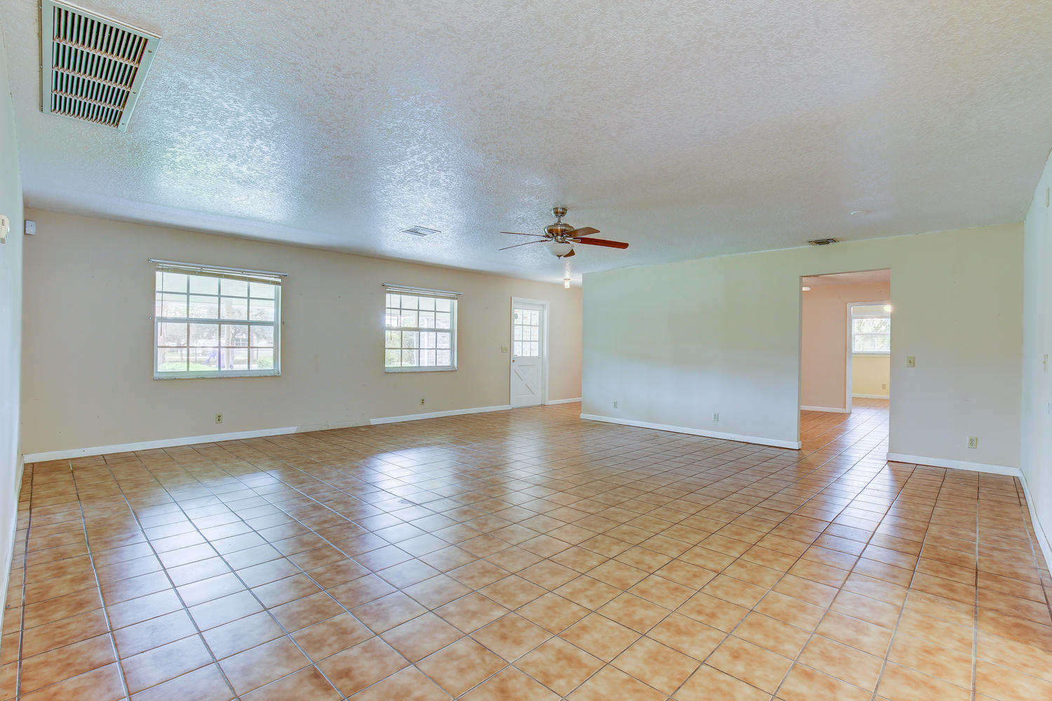 5155 Colbright Road Lake Worth, FL 33467 - Photo 18 of 24 5155 Colbright Rd Lake Worth-large-011-2