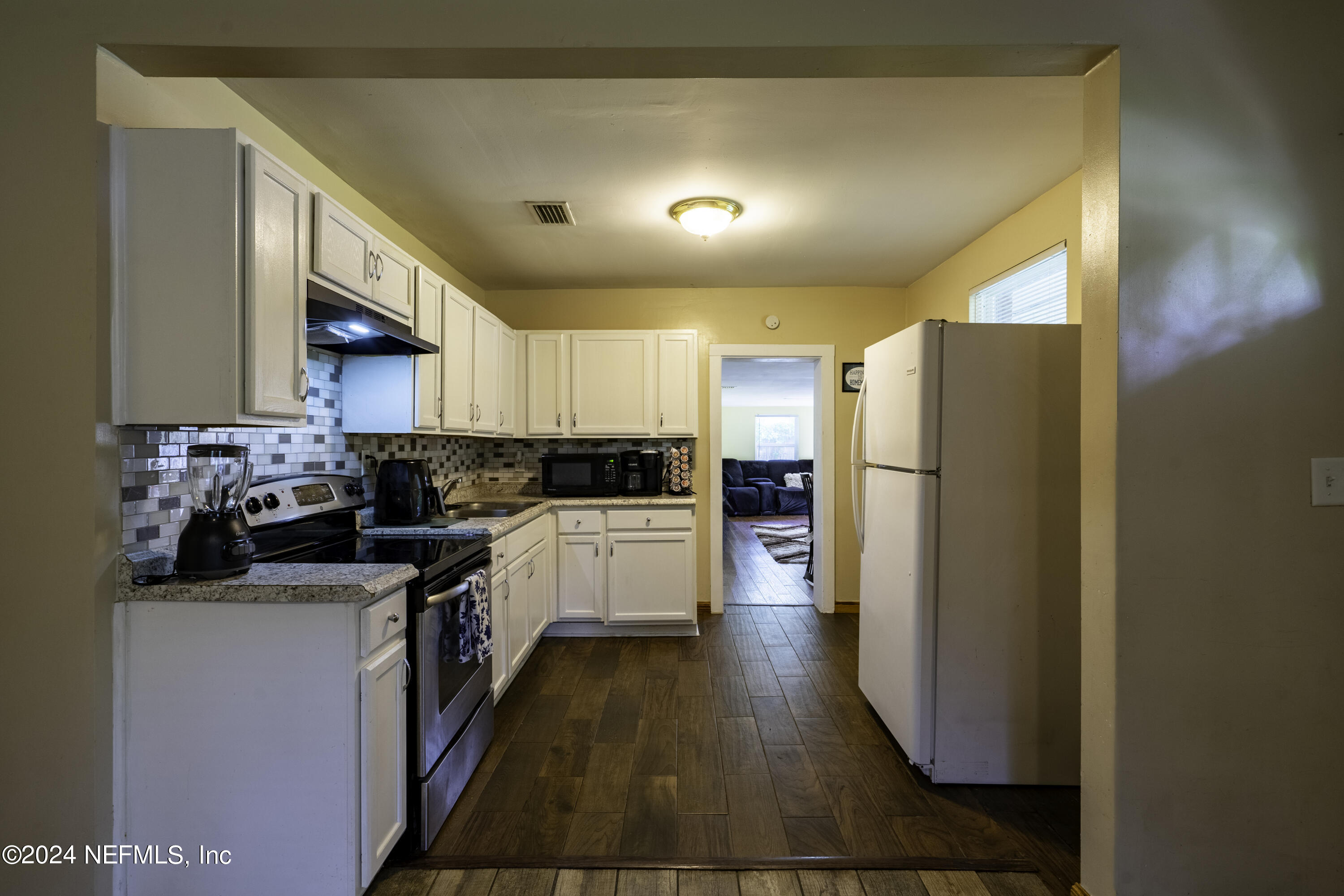 5815 Rosedale Lane Jacksonville, FL 32244 - Photo 7 of 12 kitchen view 2