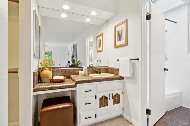 $695,000 | 803 Indian Way, Novato, CA 94949