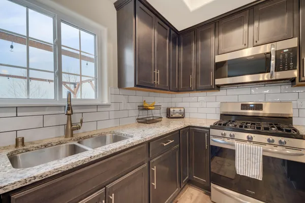 $559,900 | 555 Spur Road, Slinger, WI 53086