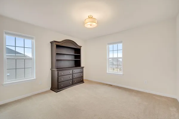 $559,900 | 555 Spur Road, Slinger, WI 53086