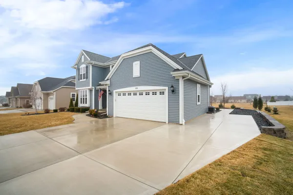 $559,900 | 555 Spur Road, Slinger, WI 53086