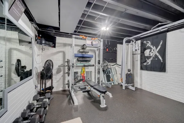 $559,900 | 555 Spur Road, Slinger, WI 53086